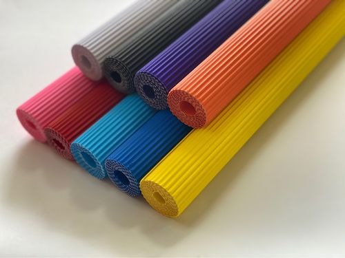 彩色坑纸全解析 纸制品礼盒定制中的彩色坑纸、牛皮坑纸与EFBG坑纸应用指南